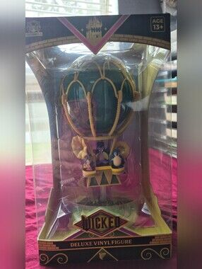 Wicked Movie Deluxe Vinyl Figure Hot Air Balloon CultureFly NIB (New)